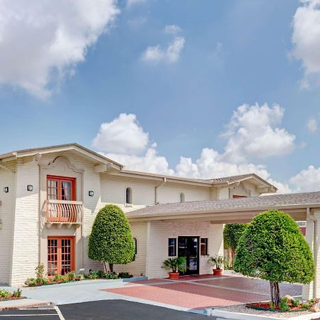 Travelodge By Wyndham North Richland Hills/Dallas/Ft Worth Eksteriør billede