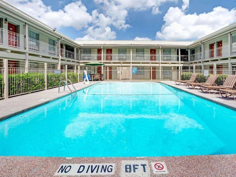 Travelodge By Wyndham North Richland Hills/Dallas/Ft Worth Eksteriør billede