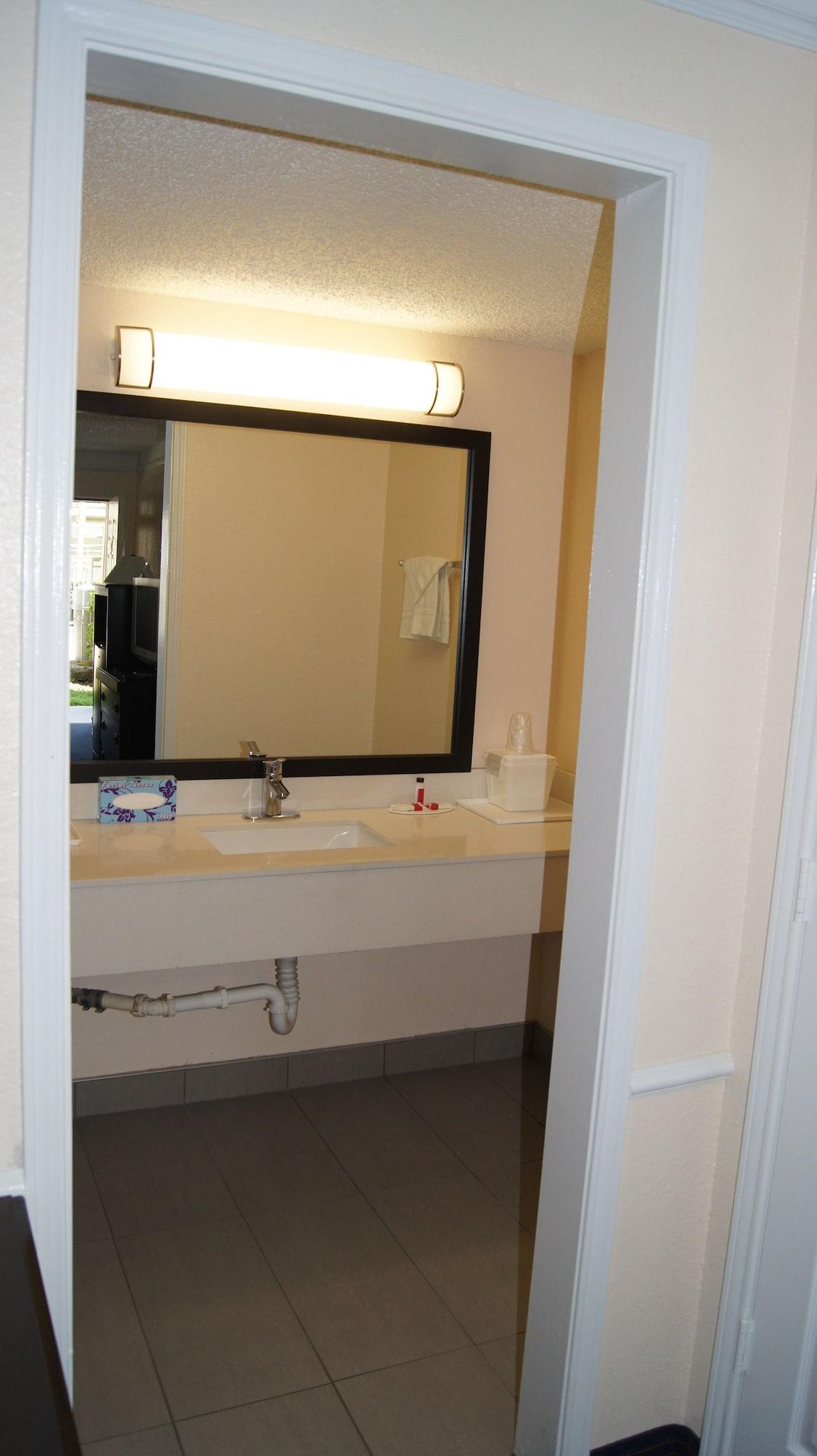Travelodge By Wyndham North Richland Hills/Dallas/Ft Worth Eksteriør billede